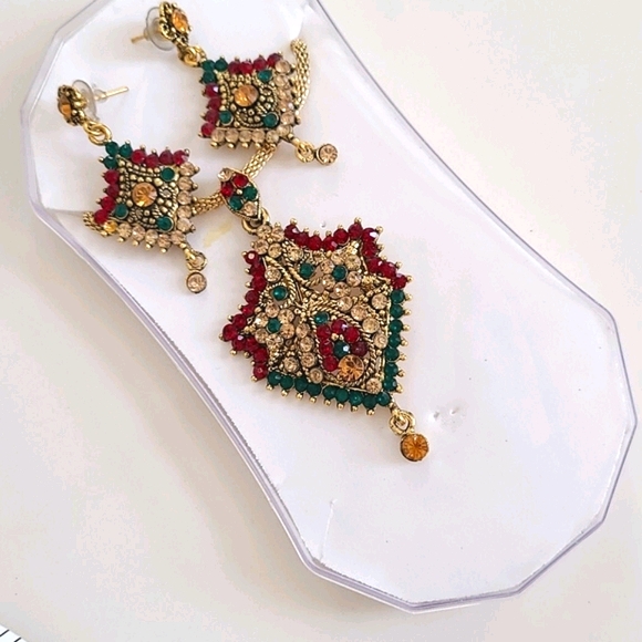 Necklace Set - Picture 10 of 10